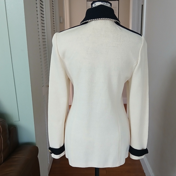 St. John Santana Knit Blazer - Picture 7 of 11